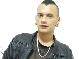 Pussy amateur livejasmin MikeAcosta